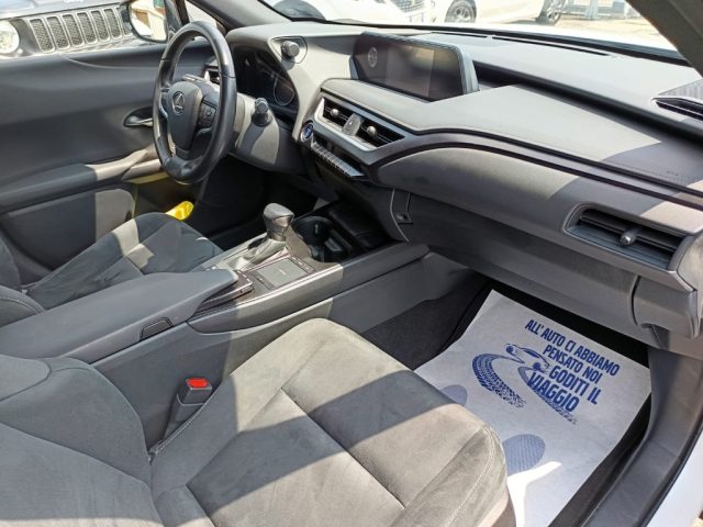 LEXUS UX Full Electric usata, con Controllo elettronico della corsia