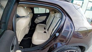 MERCEDES-BENZ GLA 180 usata, con Cronologia tagliandi