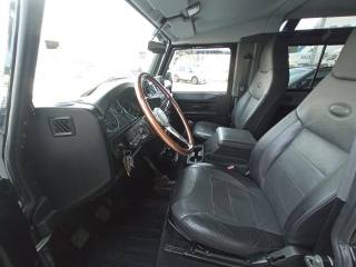 LAND ROVER Defender usata, con Interni in pelle