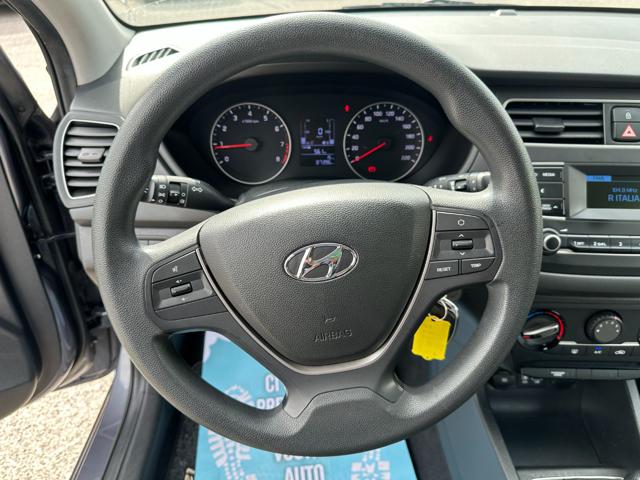HYUNDAI i20 usata, con Autoradio
