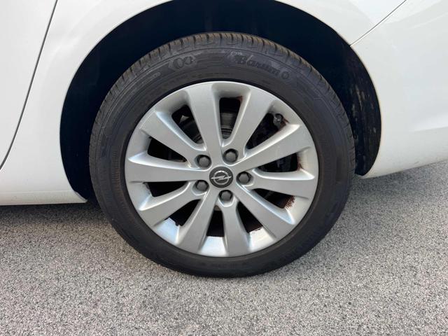 OPEL Astra usata, con ESP