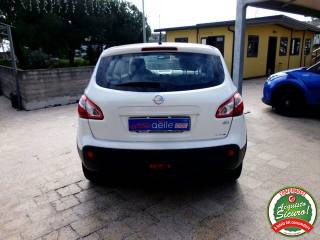 NISSAN Qashqai usata, con Autoradio