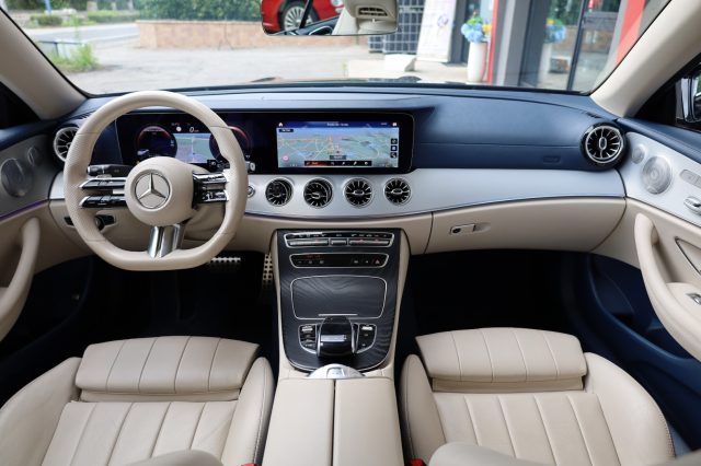 MERCEDES-BENZ E 220 usata, con Sistema di navigazione