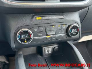 FORD Kuga usata, con USB