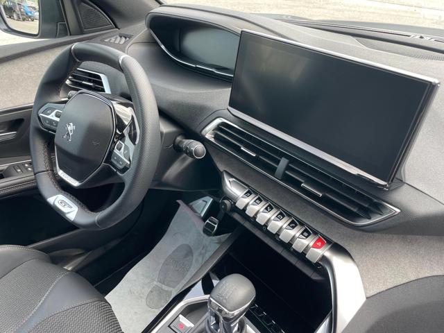 PEUGEOT 3008 usata, con Bracciolo