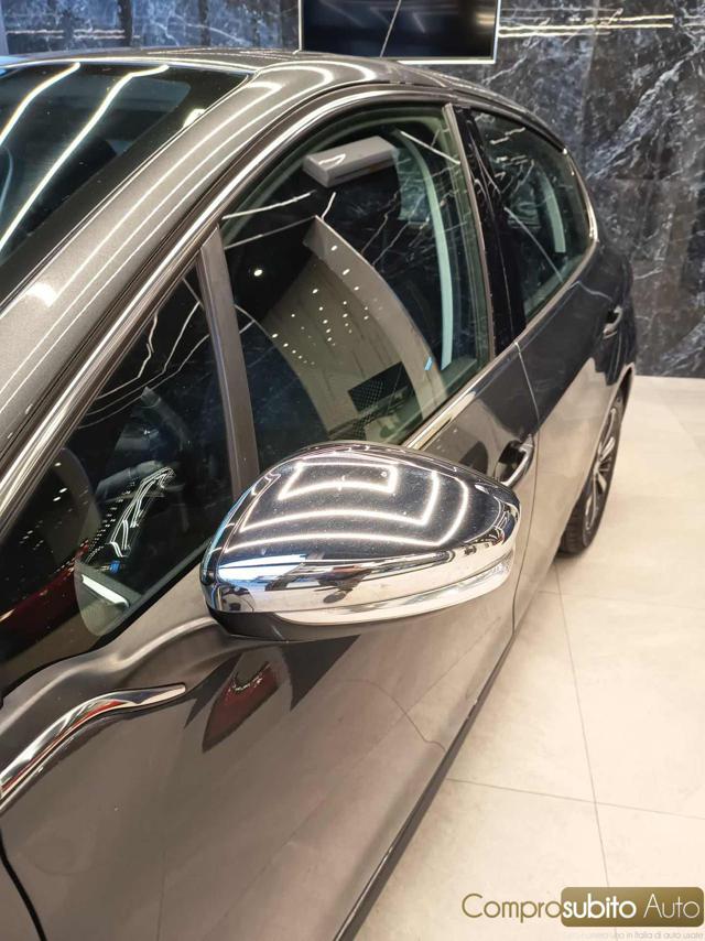 PEUGEOT 208 usata 13