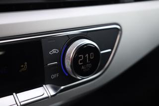 AUDI A4 usata, con Sedile posteriore sdoppiato