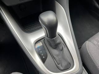 TOYOTA Yaris usata 23