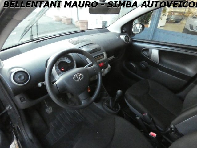 TOYOTA Aygo usata, con Bluetooth