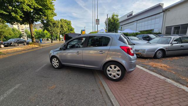 OPEL Corsa usata, con Alzacristalli elettrici