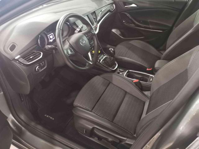 OPEL Astra usata, con Cerchi in lega