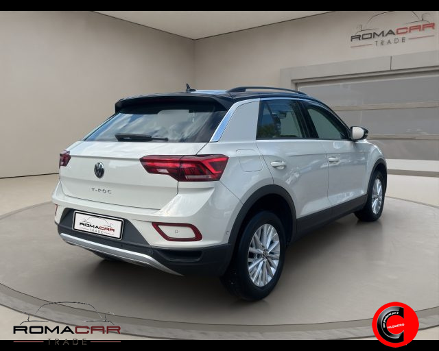 VOLKSWAGEN T-Roc usata, con Autoradio