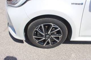 TOYOTA Yaris usata, con Bracciolo