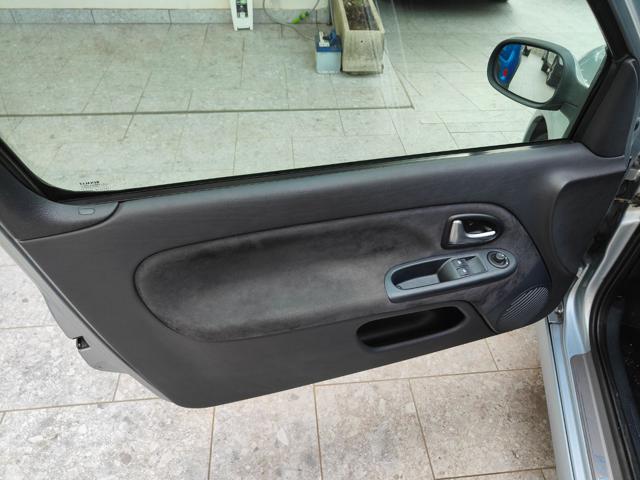 RENAULT Clio usata, con Vetri oscurati