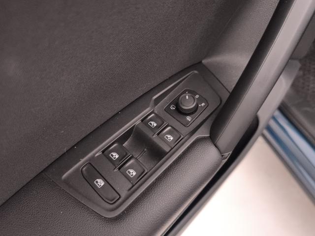 VOLKSWAGEN Tiguan usata, con USB