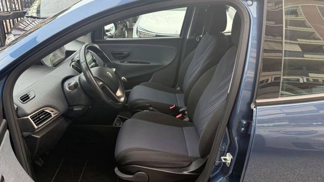 LANCIA Ypsilon usata, con Park Distance Control