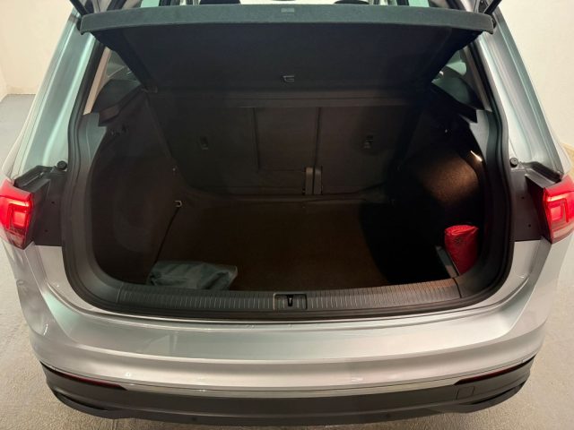 VOLKSWAGEN Tiguan usata, con Frenata d