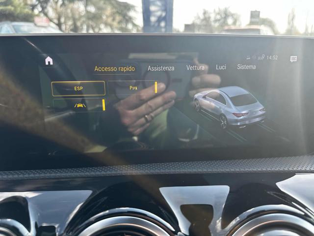 MERCEDES-BENZ CLA 180 usata, con Touch screen