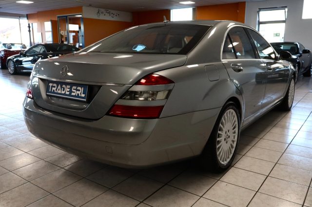 MERCEDES-BENZ S 500 usata, con Autoradio