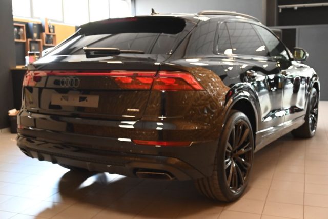 AUDI Q8 usata 75