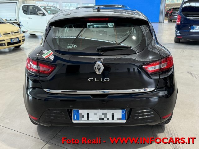 RENAULT Clio usata, con Touch screen