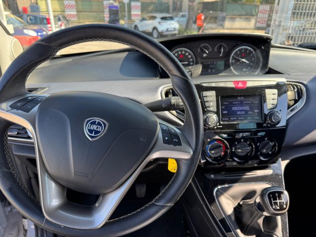 LANCIA Ypsilon usata, con Controllo trazione