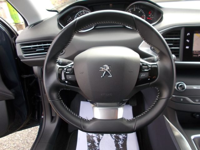 PEUGEOT 308 usata, con Cruise Control