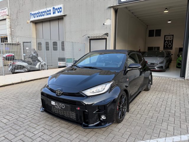TOYOTA Yaris usata, con Airbag