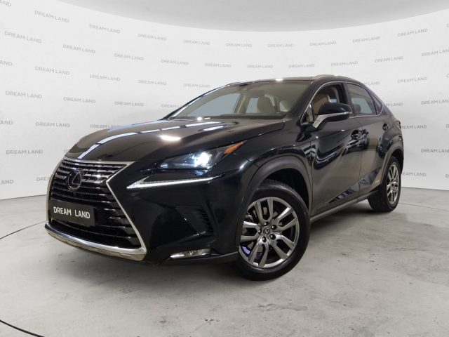 LEXUS NX 300 usata, con Portellone posteriore elettrico