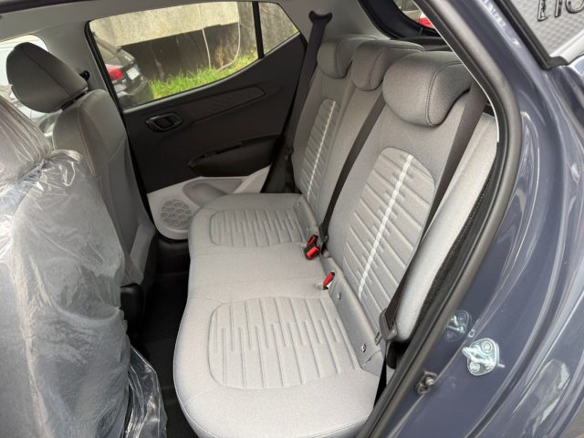 HYUNDAI i10 usata 27