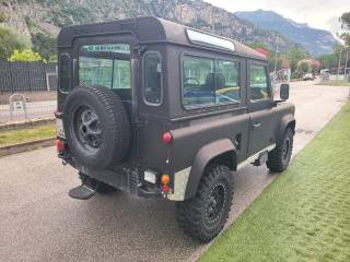 LAND ROVER Defender usata 4