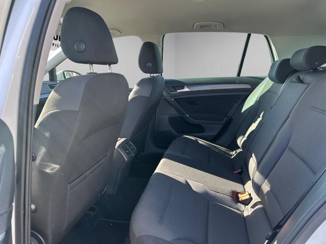 VOLKSWAGEN Golf usata, con Controllo trazione