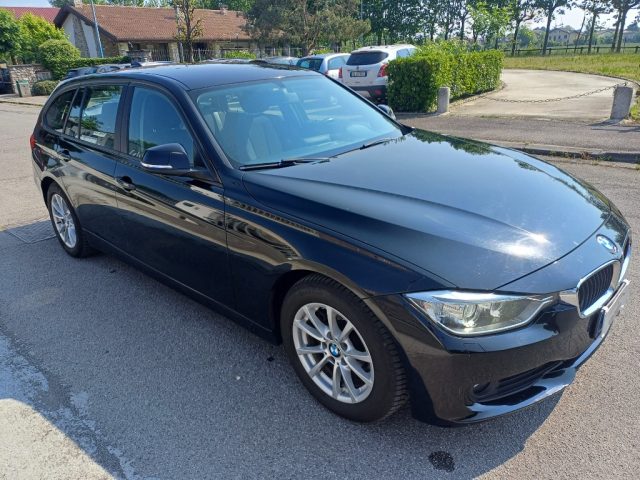 BMW 318 usata, con Controllo trazione