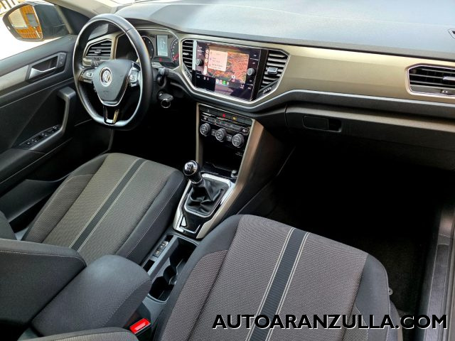 VOLKSWAGEN T-Roc usata, con Controllo automatico clima