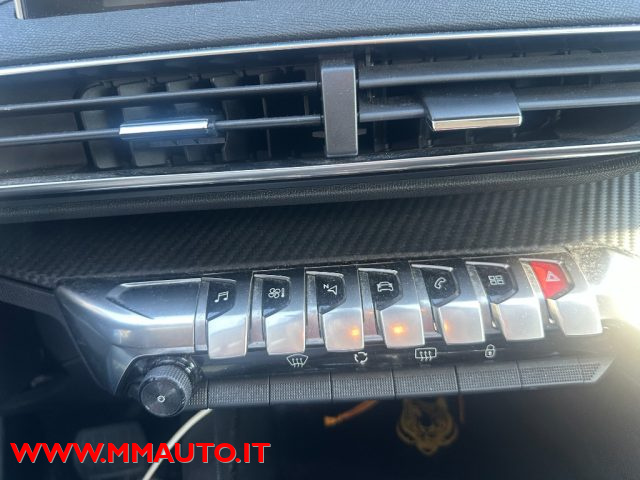 PEUGEOT 3008 usata, con Sistema di navigazione