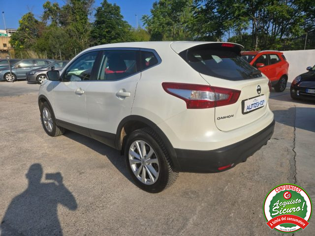 NISSAN Qashqai usata, con Autoradio