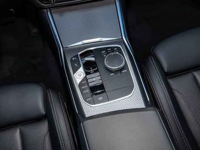 BMW 318 usata, con Controllo automatico clima