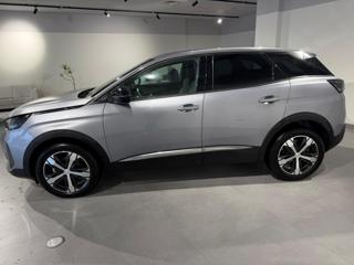 PEUGEOT 3008 usata, con Boardcomputer