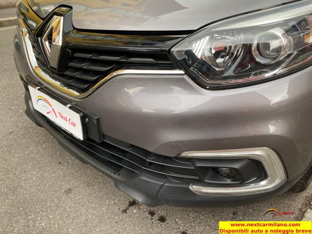 RENAULT Captur usata, con Specchietto retrovisore con funzione antiabbagliamento