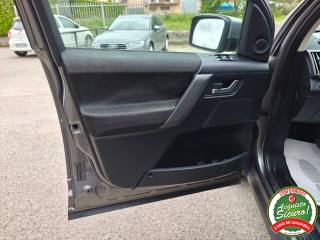 LAND ROVER Freelander usata, con Autoradio