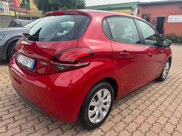 PEUGEOT 208 usata, con Boardcomputer