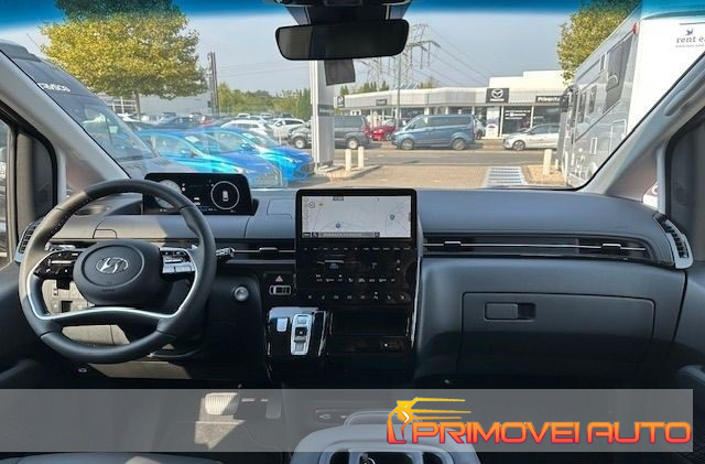 HYUNDAI Staria usata, con Airbag