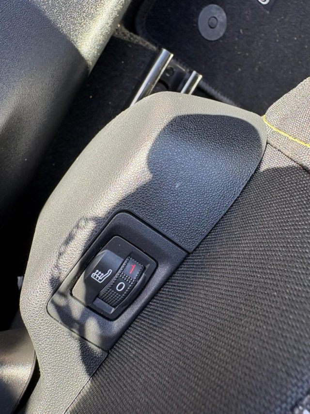 CITROEN C3 usata, con Volante in pelle