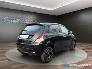 LANCIA Ypsilon usata, con Autoradio
