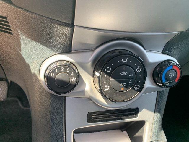 FORD Fiesta usata, con Fendinebbia