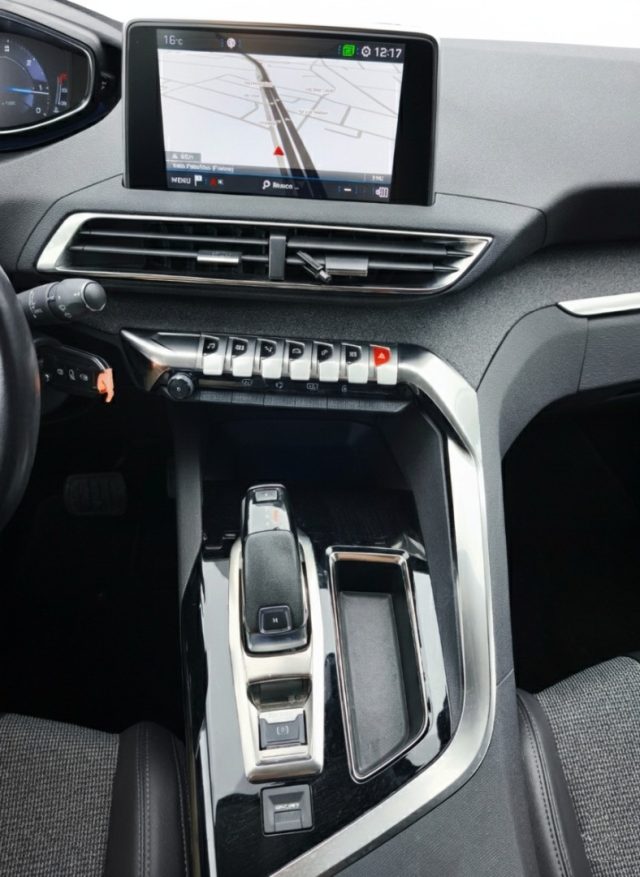 PEUGEOT 3008 usata, con Cerchi in lega