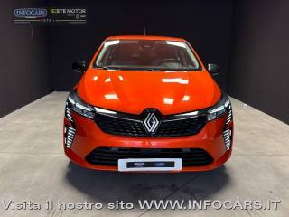 RENAULT Clio usata, con Fari LED