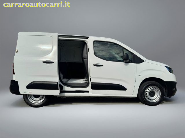 TOYOTA Proace City usata, con Airbag
