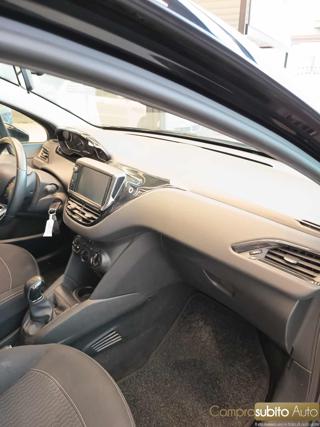 PEUGEOT 208 usata, con Climatizzatore