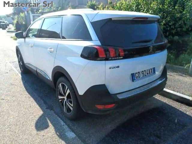 PEUGEOT 5008 usata, con Airbag laterali